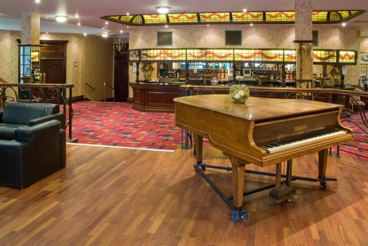 Royal Court Hotel & Spa Coventry Zewnętrze zdjęcie